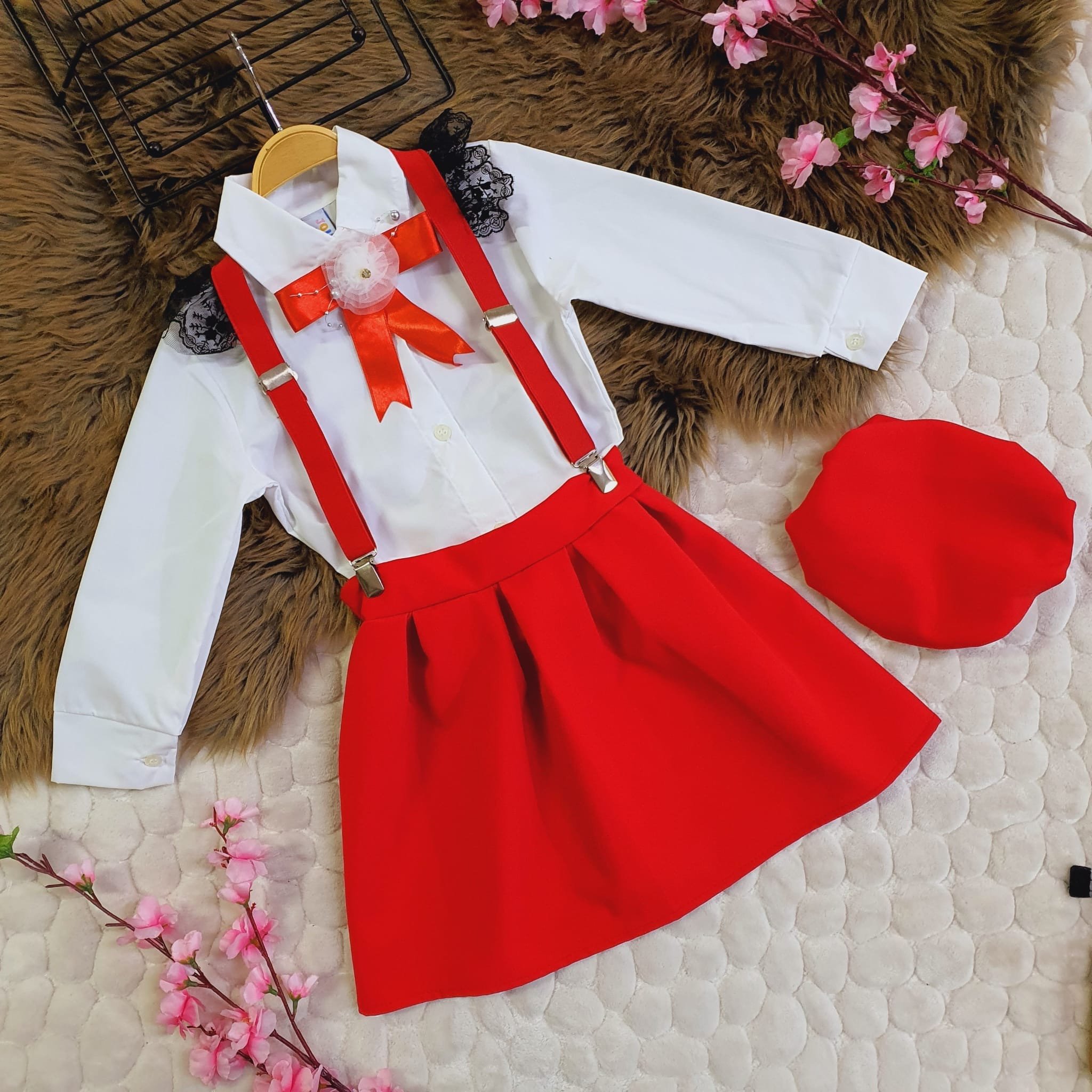 Chemise blanche et jupe rouge avec beret style francais Bemitchin e shop